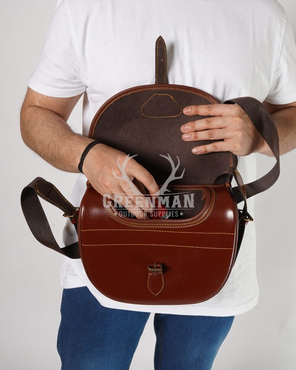 Luxury Maroon Leather Cartridge Bag for Shooting Enthusiasts - Image 2
